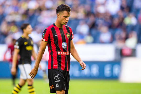 Brommapojkarnas Erik Figueroa deppar
