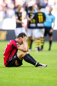Brommapojkarnas Erik Figueroa deppar