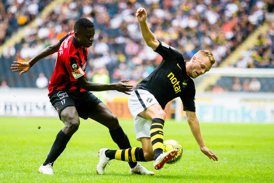 s Sebastian Larsson