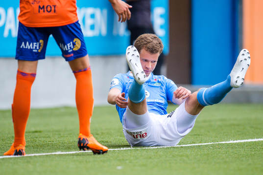 Vegard Østraat Erlien of Sandnes Ulf looks dejected