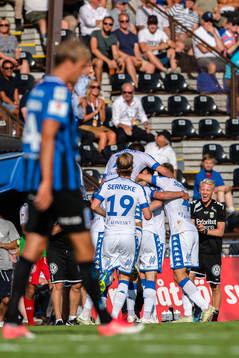 IFK Göteborgs spelare jublar
