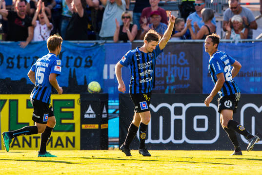 Sirius Jesper Arvidsson jublar