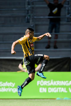 Häckens Paulinho jublar