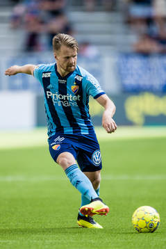 Djurgårdens Jacob Une Larsson