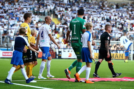 Norrköpings Andreas Johansson ler