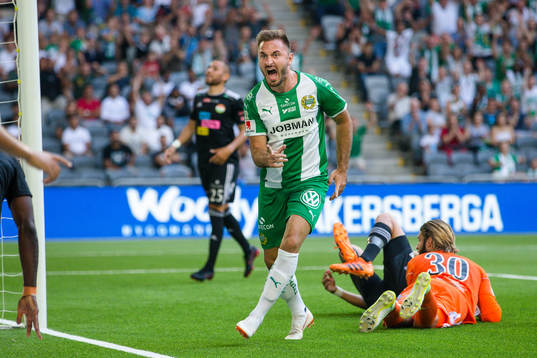 Hammarbys Muamer Tankovic jublar