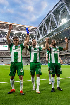 Hammarbys Jeppe Andersen (v) , Muamer Tankovic (m) och