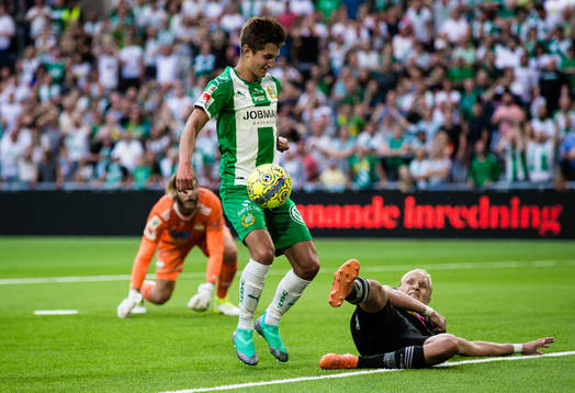 Hammarbys Leo Bengtsson med en målchans