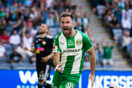 Hammarbys Muamer Tankovic jublar
