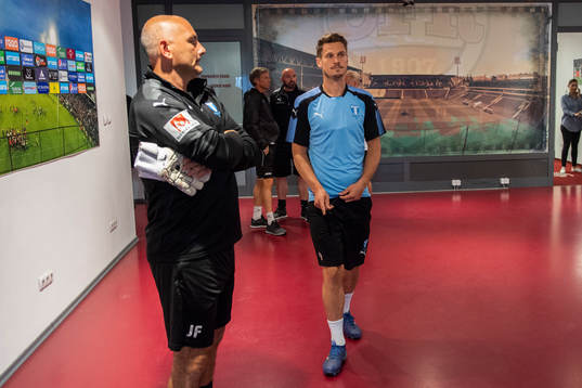 Goalkeeper coach Jonnie Fedel and Markus Rosenberg of