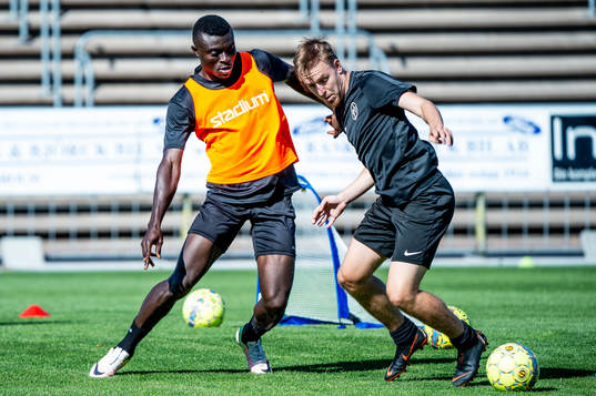 Emmanuel Okine och Melvin Frithzell