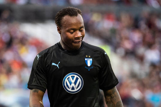 Carlos Strandberg of Malmö FF looks dejected
