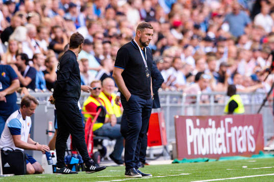 Head coach Oleksandr Babych of Mariupol