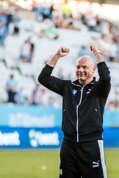 Malmö FFs tränare Uwe Rösler  jublar