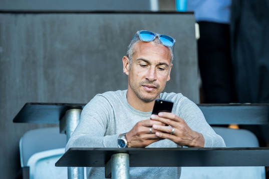Henrik Larsson på läktaren