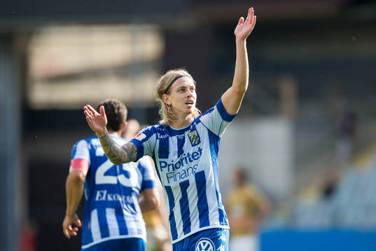 IFK Göteborgs Elias Mar Omarsson jublar mot publiken