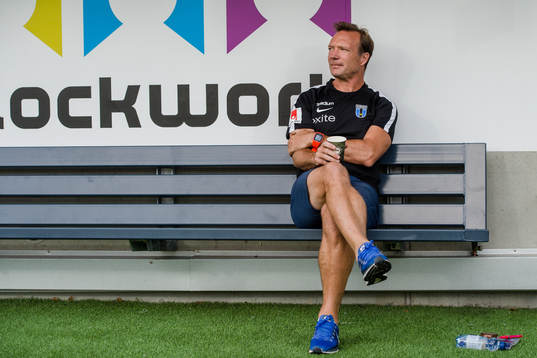 Sirius tränare Kim Bergstrand före fotbollsmatchen i