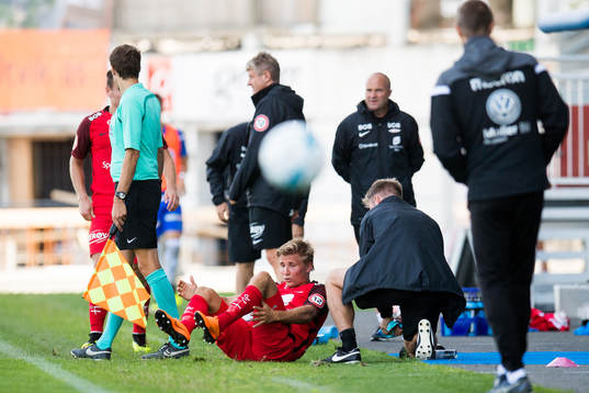 Steffen Lie Skålevik of Brann with an injury