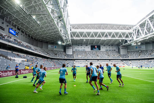 Djurgårdens spelare värmer upp