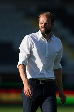 Häckens tränare Andreas Alm deppar