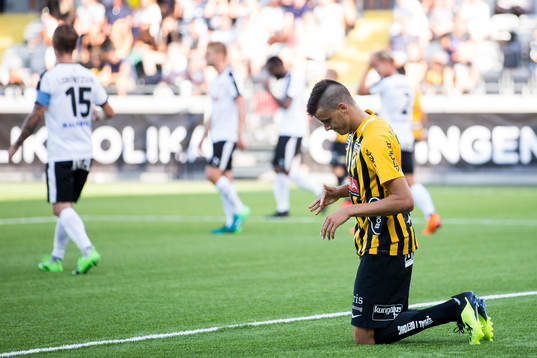 Häckens Alexander Jeremejeff deppar