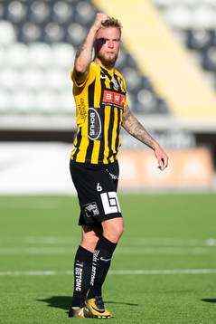 Häckens Alexander Faltsetas jublar
