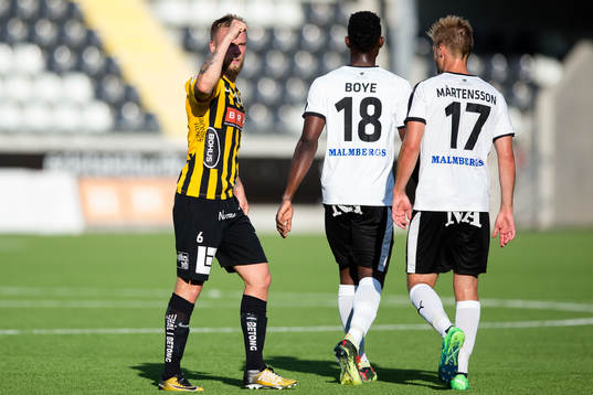 Häckens Alexander Faltsetas jublar