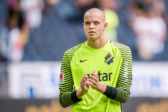 s målvakt Oscar Linnér