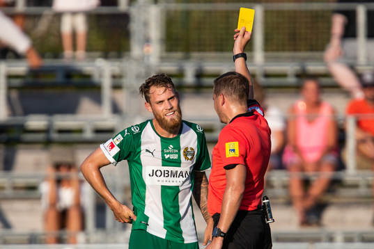 Hammarbys David Fällman varnas av domare Johan Krantz