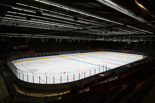 Generell vy över isen på Frölundaborg (som inte var