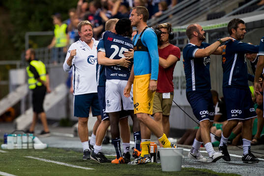 Bjarne Berntsen, head coach of Viking, celebrates