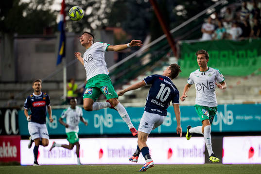 Look Sad Nicholas Kengkhetkid of HamKam and Tommy Høiland