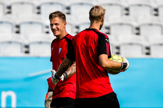 Malmö FFs målvakt Johan Dahlin och målvakt Fredrik