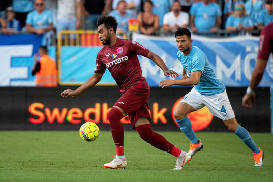 Billel Omrani of Cluj and Behrang Safari of Malmö FF