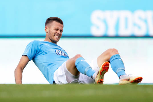Arnór Ingvi Traustason of Malmö FF looks dejected