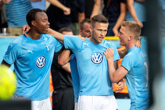 Arnór Ingvi Traustason of Malmö FF celebrates with his