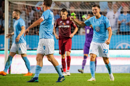 Marcus Antonsson of Malmö FF celebrates
