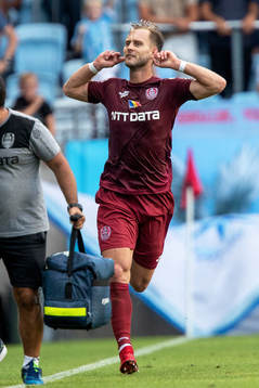 Damjan Đokovic of Cluj celebrates