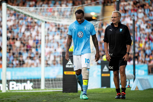 Carlos Strandberg of Malmö FF leaves the pitch