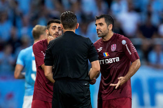 Juan Culio of Cluj gets a red card