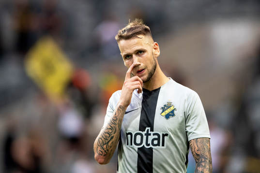 Alexander Milosevic of AIK looks dejected