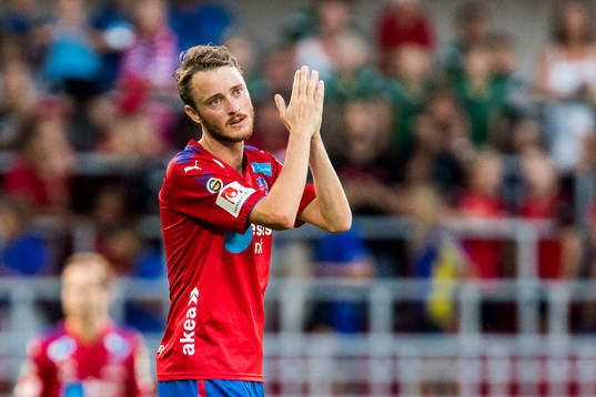 Helsingborgs Rasmus Jönsson tackar publiken