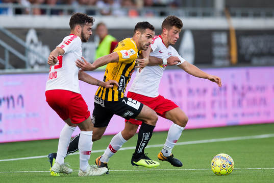 Mervan Celik of Häcken and Massimo Bruno and Diego Demme