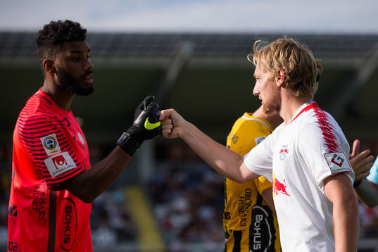 Emil Forsberg of Leipzig and Jonathan Ursin Rasheed of