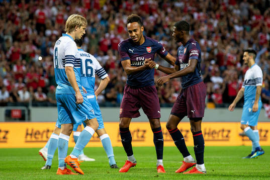 Pierre-Emerick Aubameyang of Arsenal celebrates with his