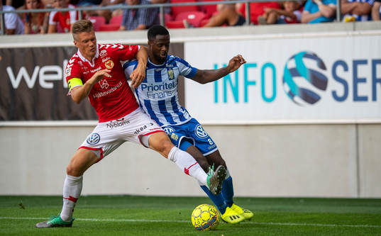 Kalmars Viktor Elm och IFK Göteborgs Vajebah Kaliefah Sakor