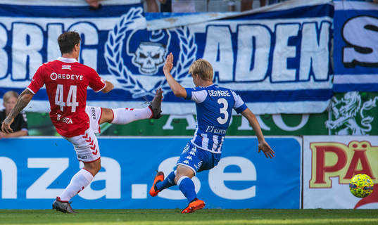 Kalmars Erton Fejzullahu gör 2-1 målet