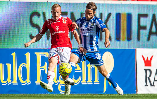 Kalmars Tobias Eriksson och IFK Göteborgs Emil Salomonsson