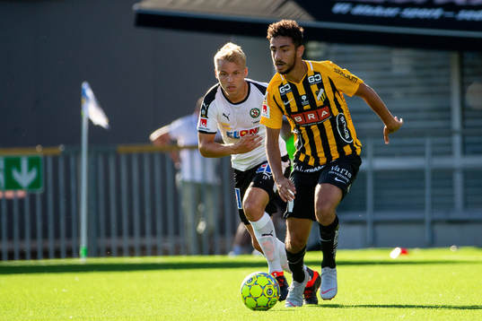 Häckens Daleho Irandust och Örebros Johan Mårtensson