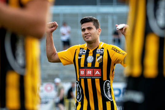 Häckens Paulinho jublar